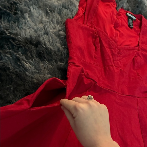 Hot Topic Red Dress - Picture 4 of 8